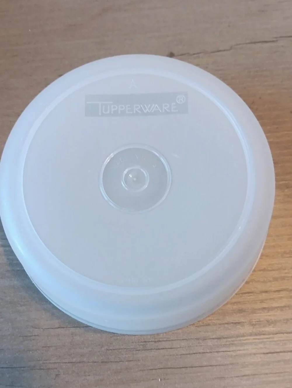 Tupperware vintage one